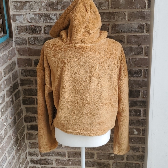 HYFVE Tan Fuzzy Warm Soft Hooded 3/4 Zip Jacket - Picture 3 of 3